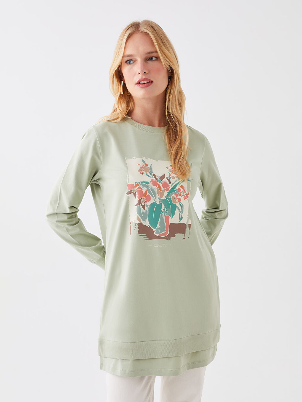 تونيك كم طويل مطبوع بياقة دائرية للسيدات