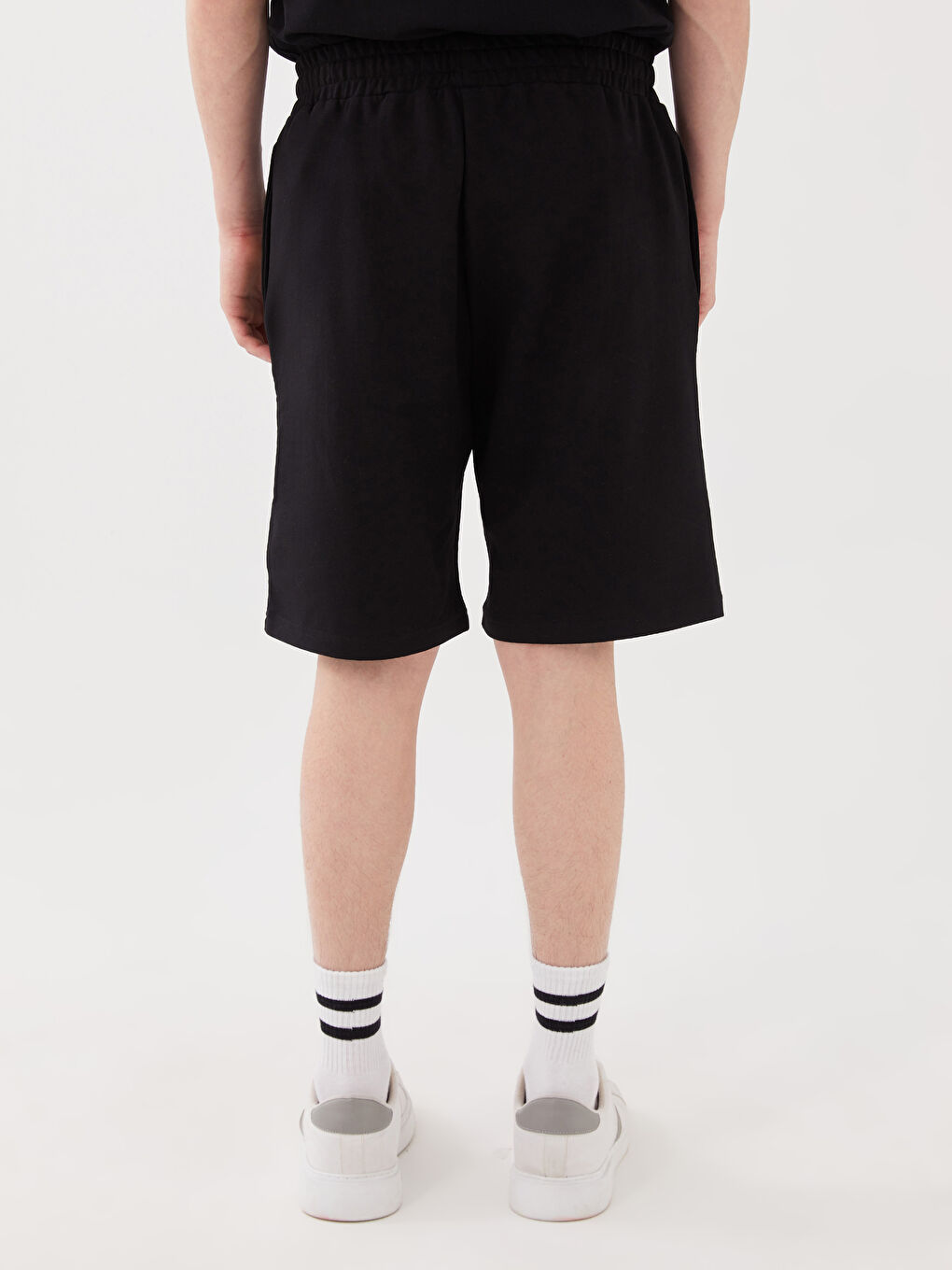 Siyah Standart Kalıp Erkek Bermuda Şort-4