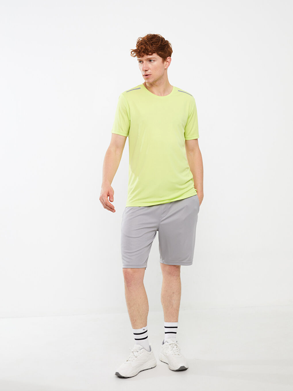 Yeşil Bisiklet Yaka Kısa Kollu Erkek Spor Tişört-2