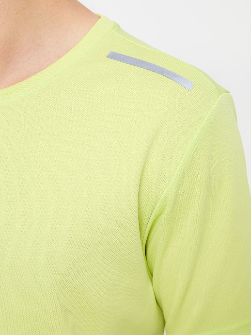 Yeşil Bisiklet Yaka Kısa Kollu Erkek Spor Tişört-3