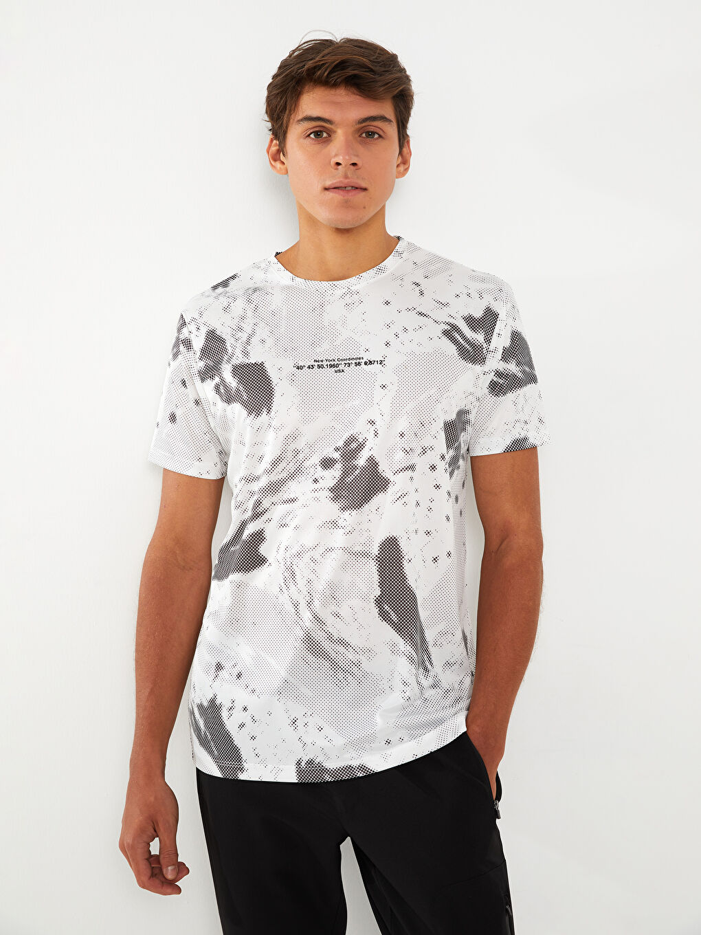 Gri Bisiklet Yaka Kısa Kollu Desenli Erkek Tişört