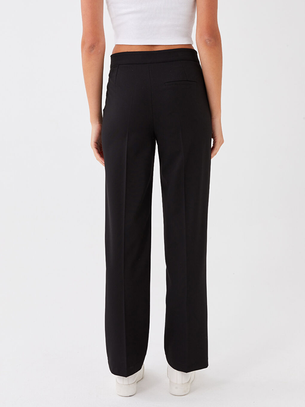 Siyah Standart Fit Düz Krep Kadın Pantolon-4