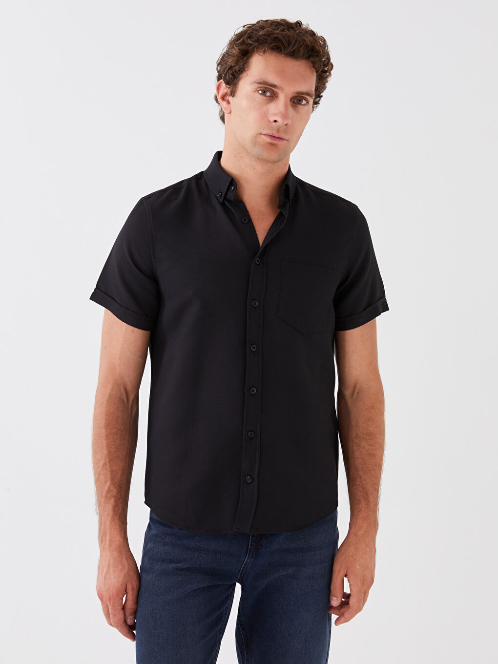 Siyah Regular Fit Kısa Kollu Armürlü Erkek Gömlek