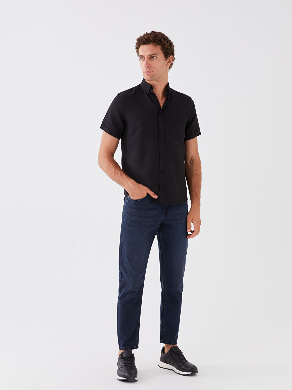 Siyah Regular Fit Kısa Kollu Armürlü Erkek Gömlek-2