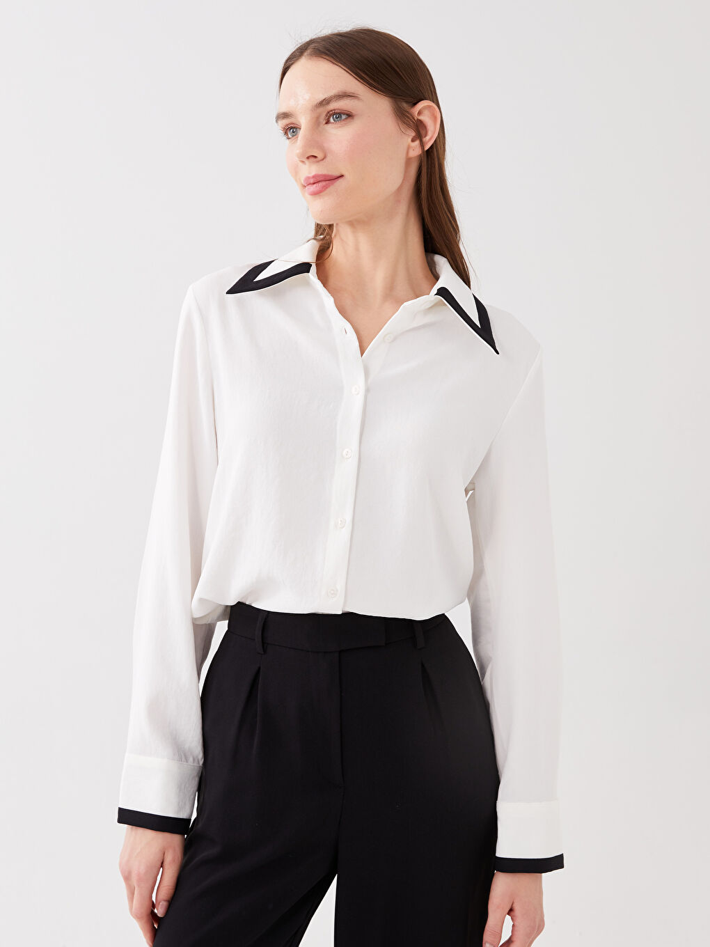 Beyaz Düz Uzun Kollu Aerobin Kadın Gömlek-1