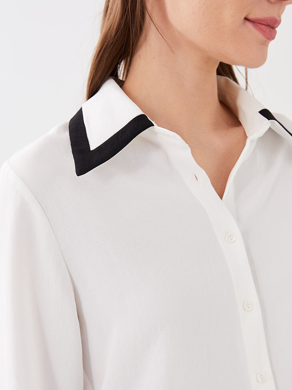 Beyaz Düz Uzun Kollu Aerobin Kadın Gömlek-3