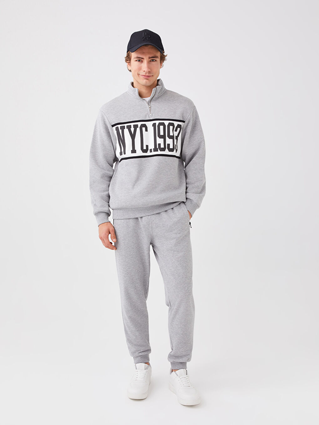 Standard Fit Men's Jogger Sweatpants-2