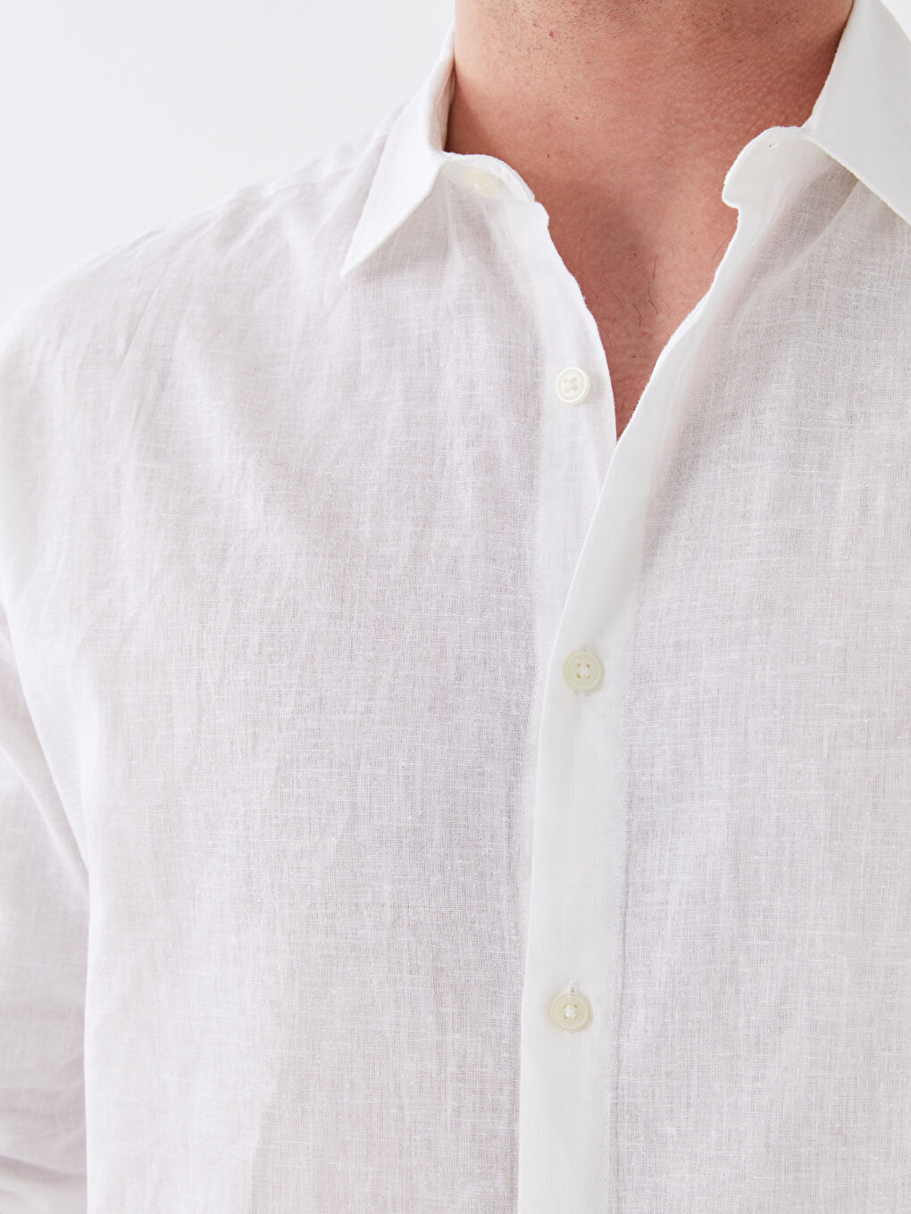 Beyaz Rahat Kalıp Uzun Kollu Erkek Gömlek-3