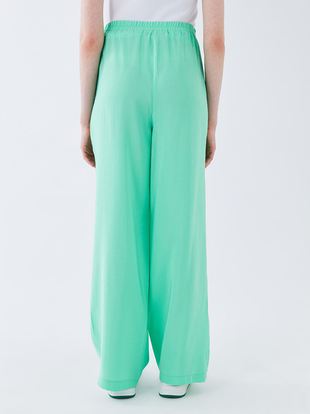 Yeşil Beli Lastikli Düz Aerobin Kadın Pantolon-5