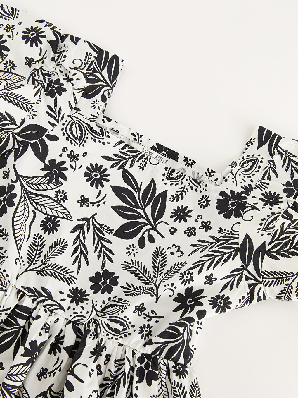 Robe à Col Carré à Motifs à Manches Courtes pour Filles-2