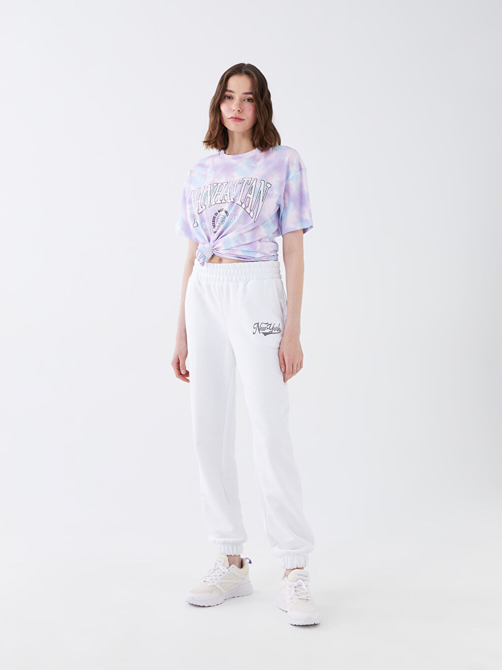 Beyaz Beli Lastikli Baskılı Kadın Jogger Eşofman Altı-3