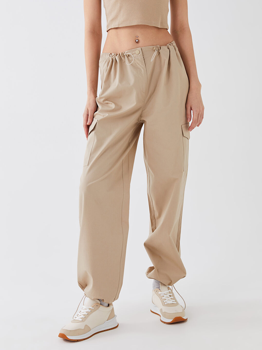 Bej Kadın Beli Lastikli Düz Paraşüt Pantolon-3