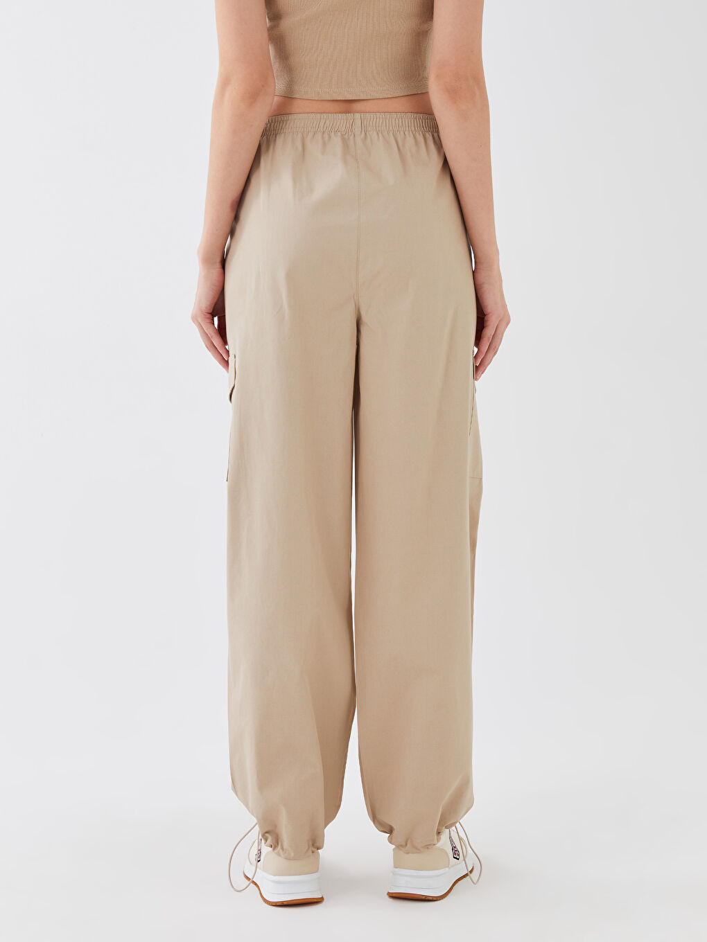 Bej Kadın Beli Lastikli Düz Paraşüt Pantolon-4