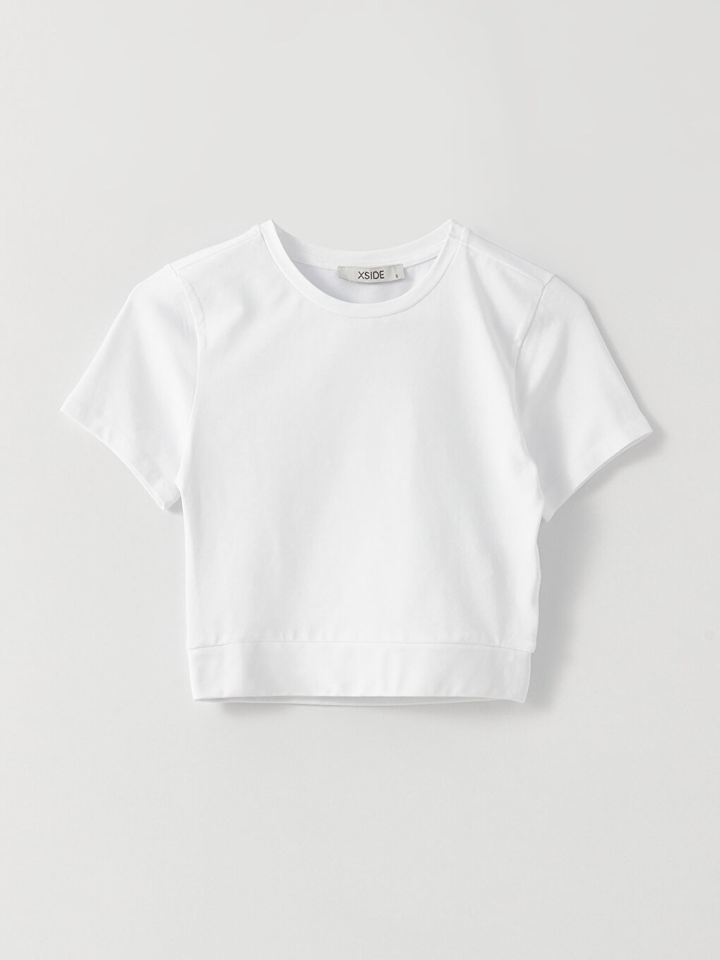 Beyaz Bisiklet Yaka Düz Kısa Kollu Kadın Crop-4