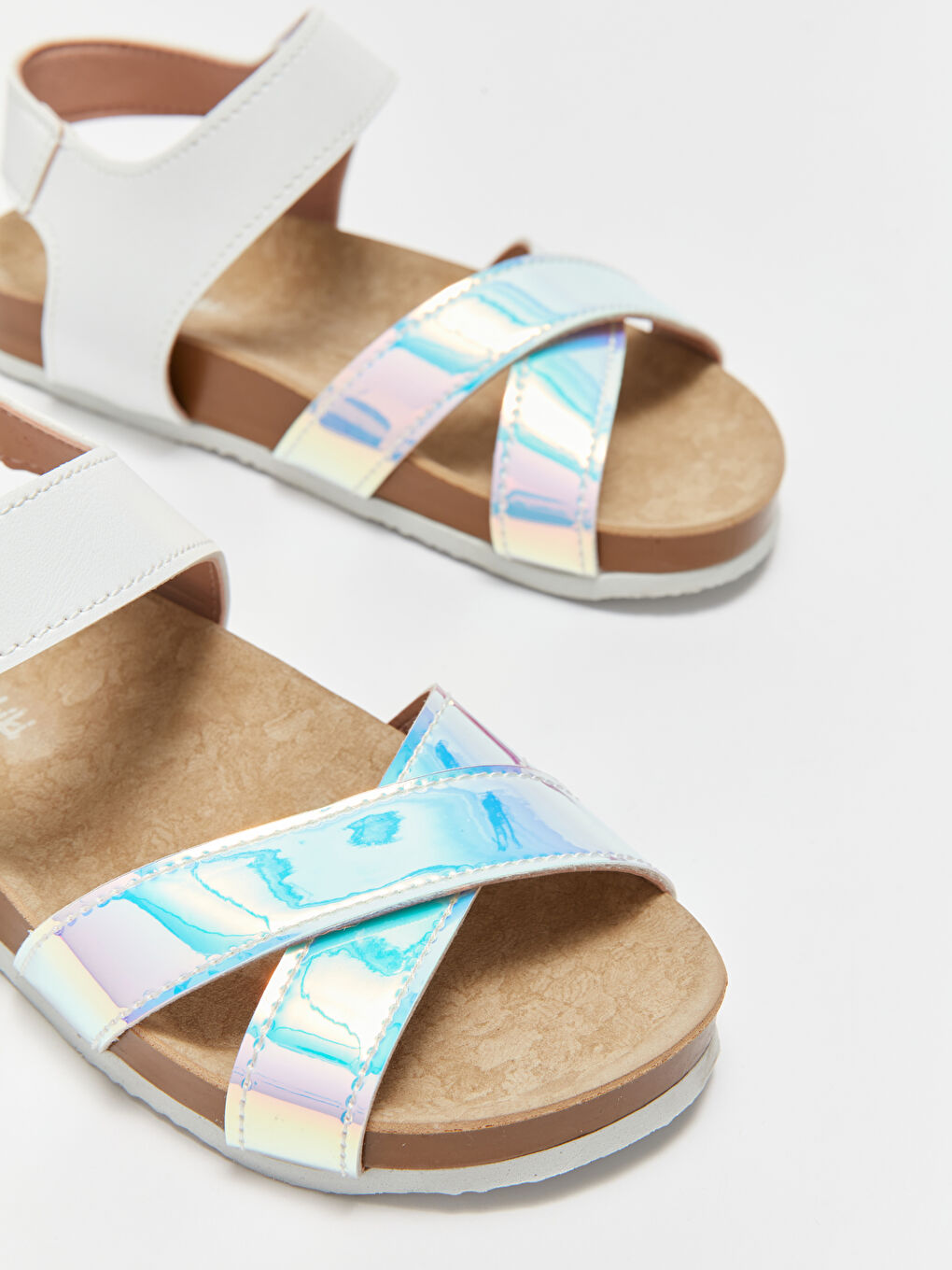 Cross-Banded Girls Sandals-2