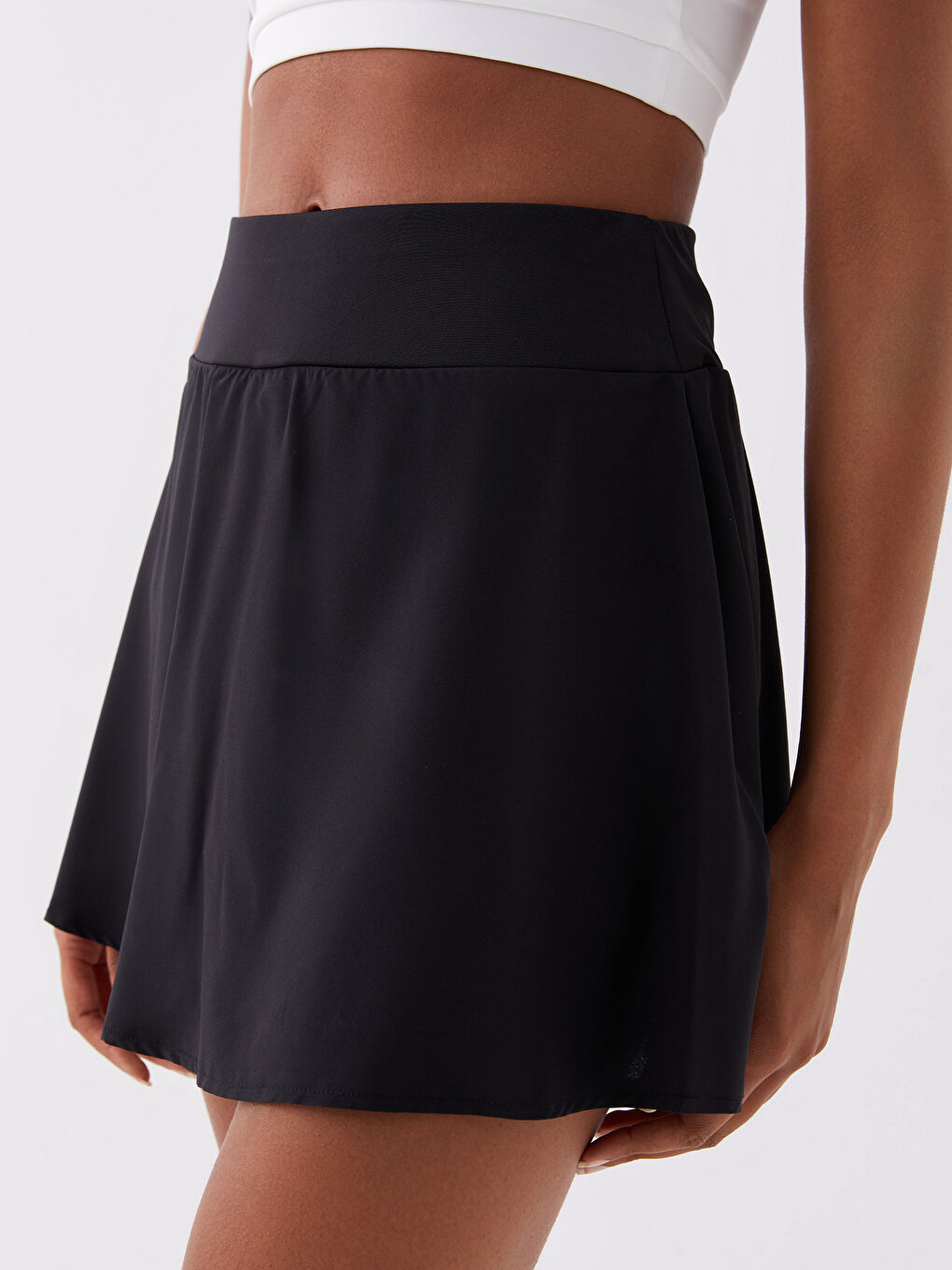 Siyah Kadın Beli Lastikli Düz Şortlu Etek-3