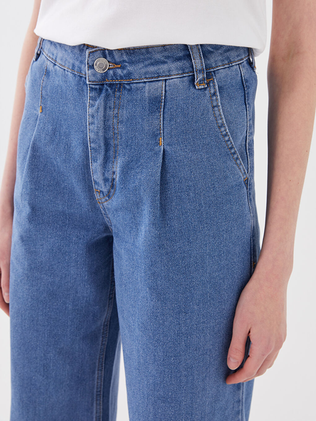 Mavi Yüksek Bel Rahat Kalıp Kadın Jean Pantolon-4