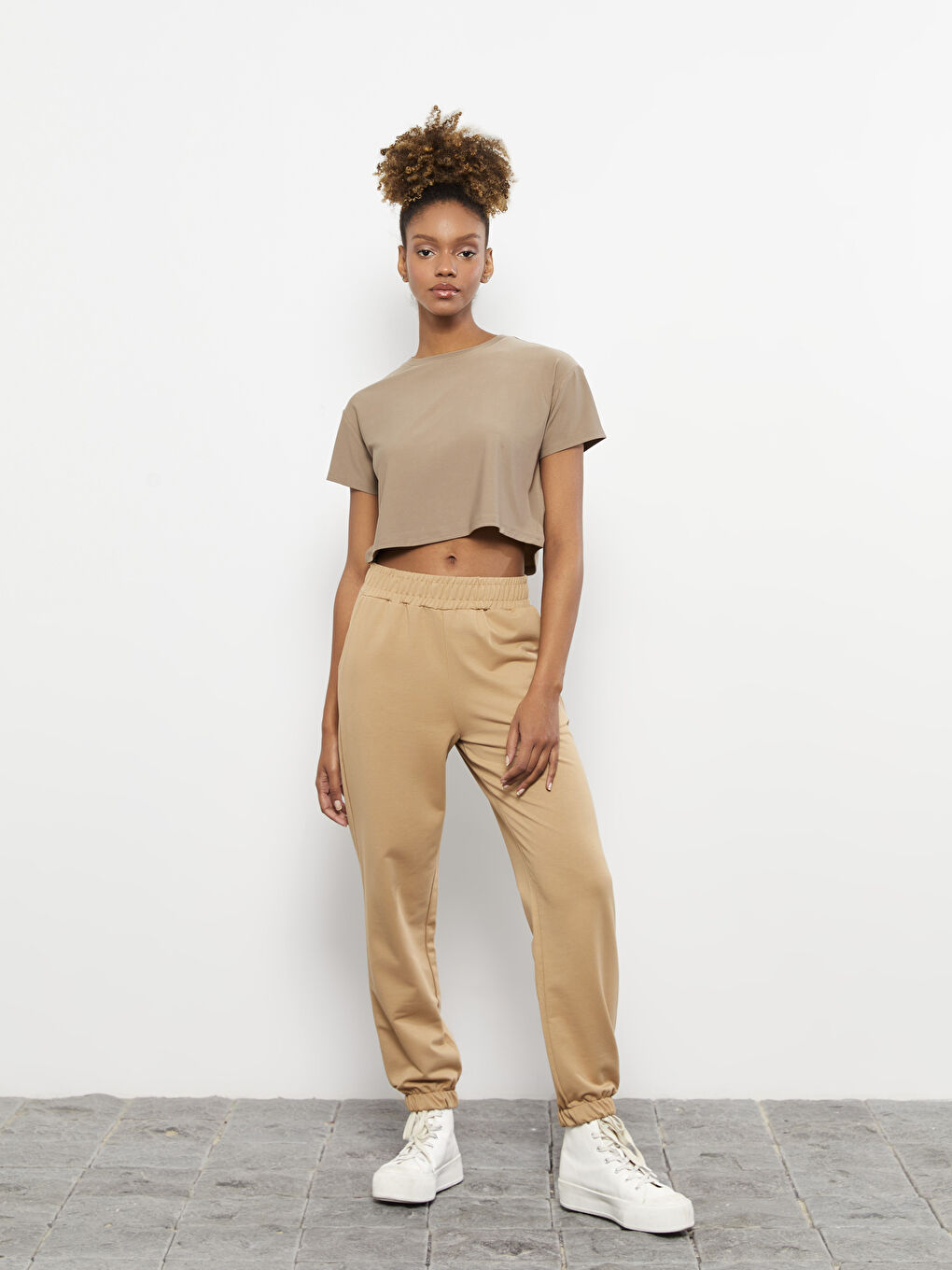 Crew Neck Plain Short Sleeve Women's Crop-3