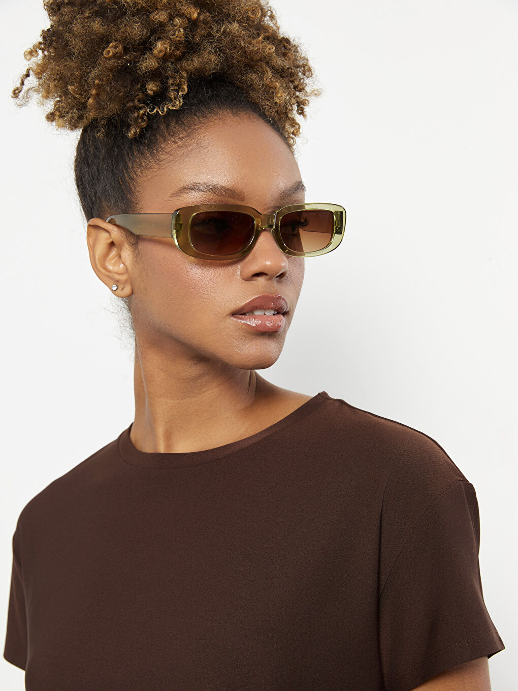 ياقة دائرية سادة كم قصير قميص قصير للسيدات-1