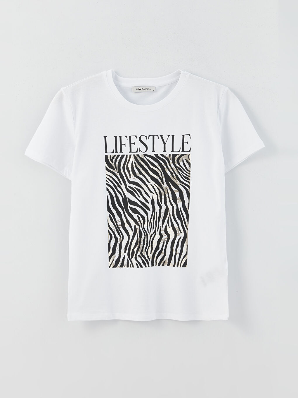 Beyaz Bisiklet Yaka Baskılı Kısa Kollu Kadın Tişört-5