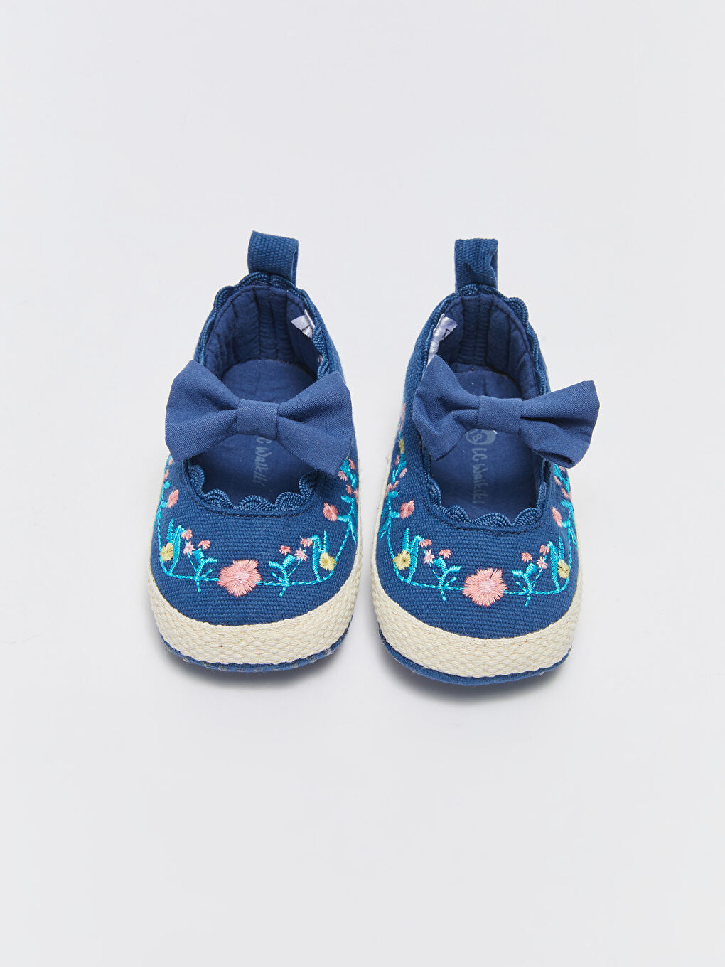 أحذية أطفال بنات مطرزة لمرحلة ما قبل المشي-2