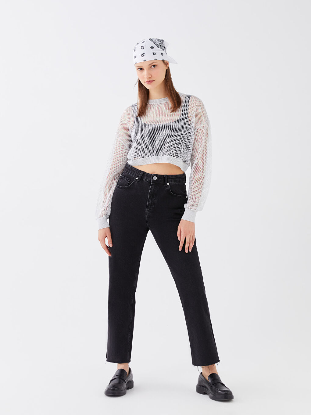 Beyaz Desenli Kadın Bandana-2