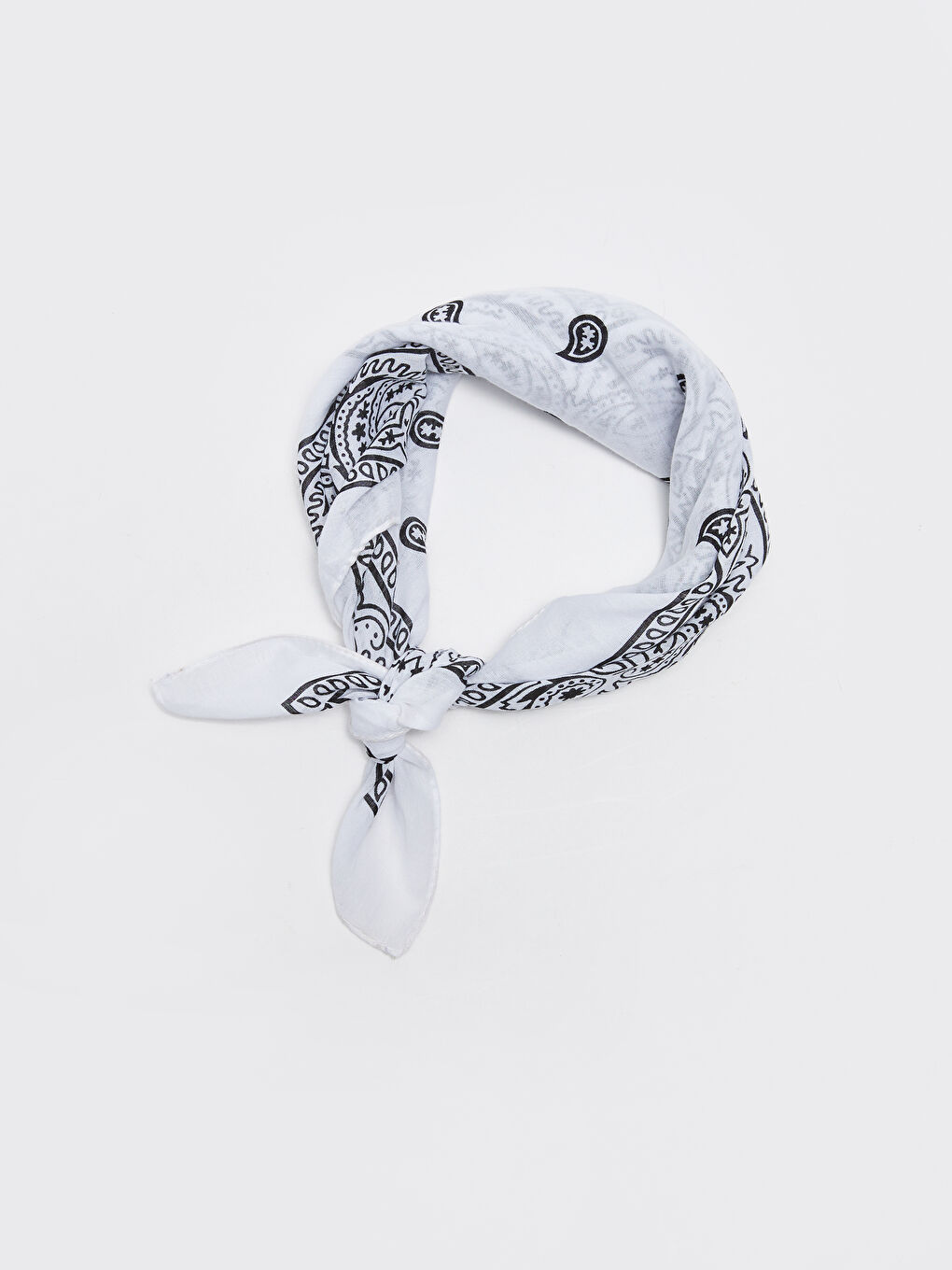 Beyaz Desenli Kadın Bandana-4