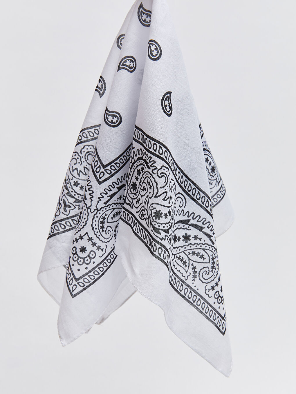 Beyaz Desenli Kadın Bandana-5