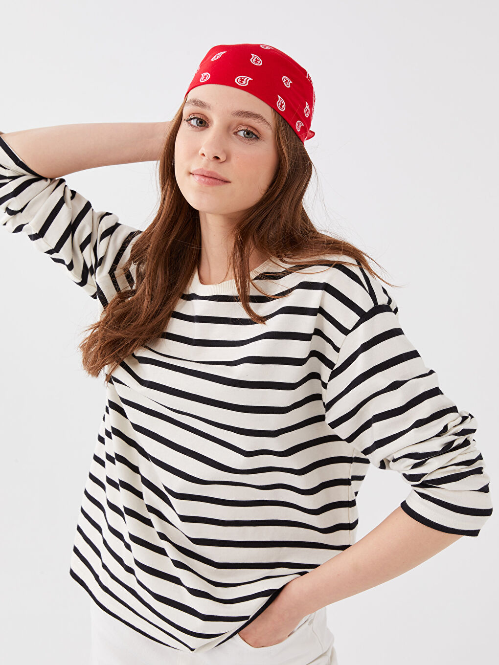 باندانا منقوشة للسيدات-1