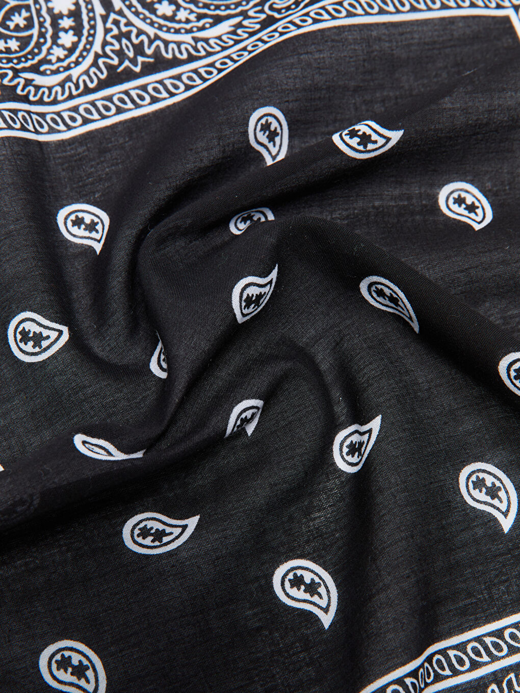 Siyah Desenli Kadın Bandana-7