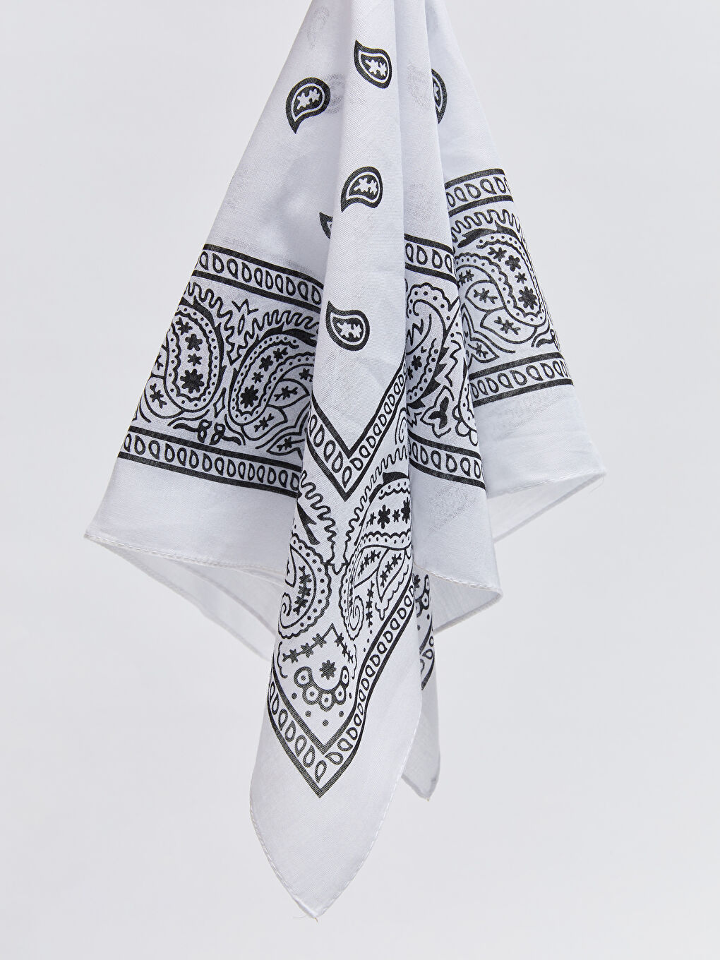 Beyaz Desenli Kadın Bandana-4