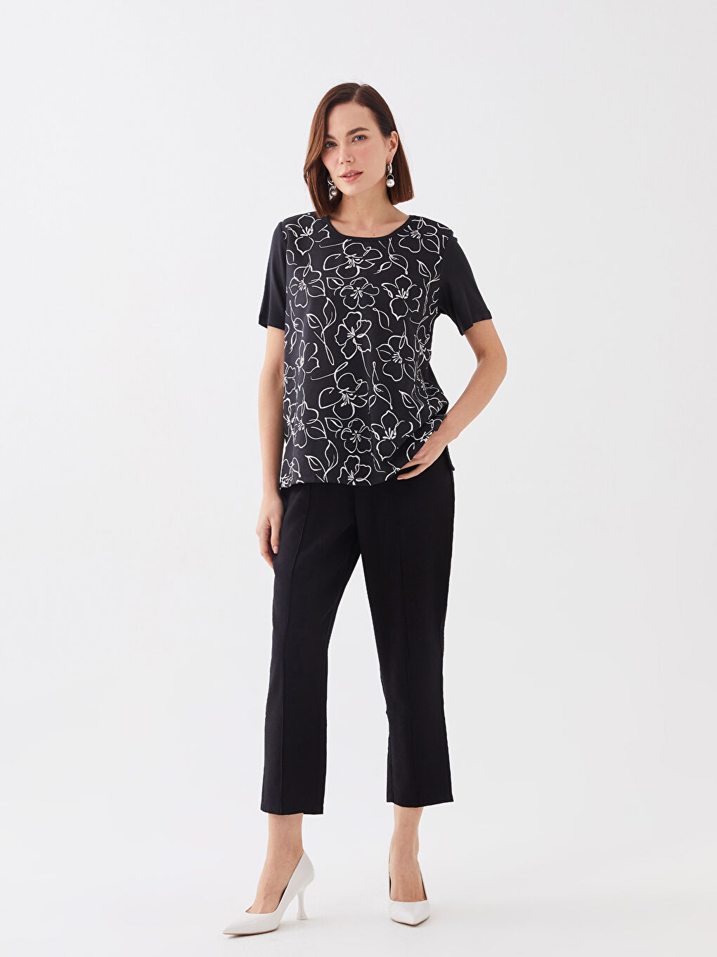 LCW Grace Crew Neck Floral Short Sleeve Women's T-Shirt -S3EQ44Z8-CVL