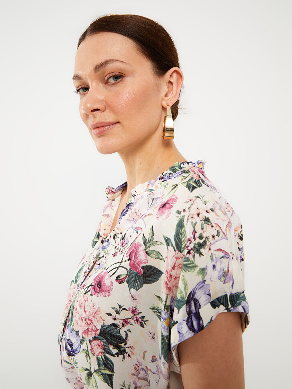 Женская рубашка с круглым вырезом, цветочным принтом и коротким рукавом-5