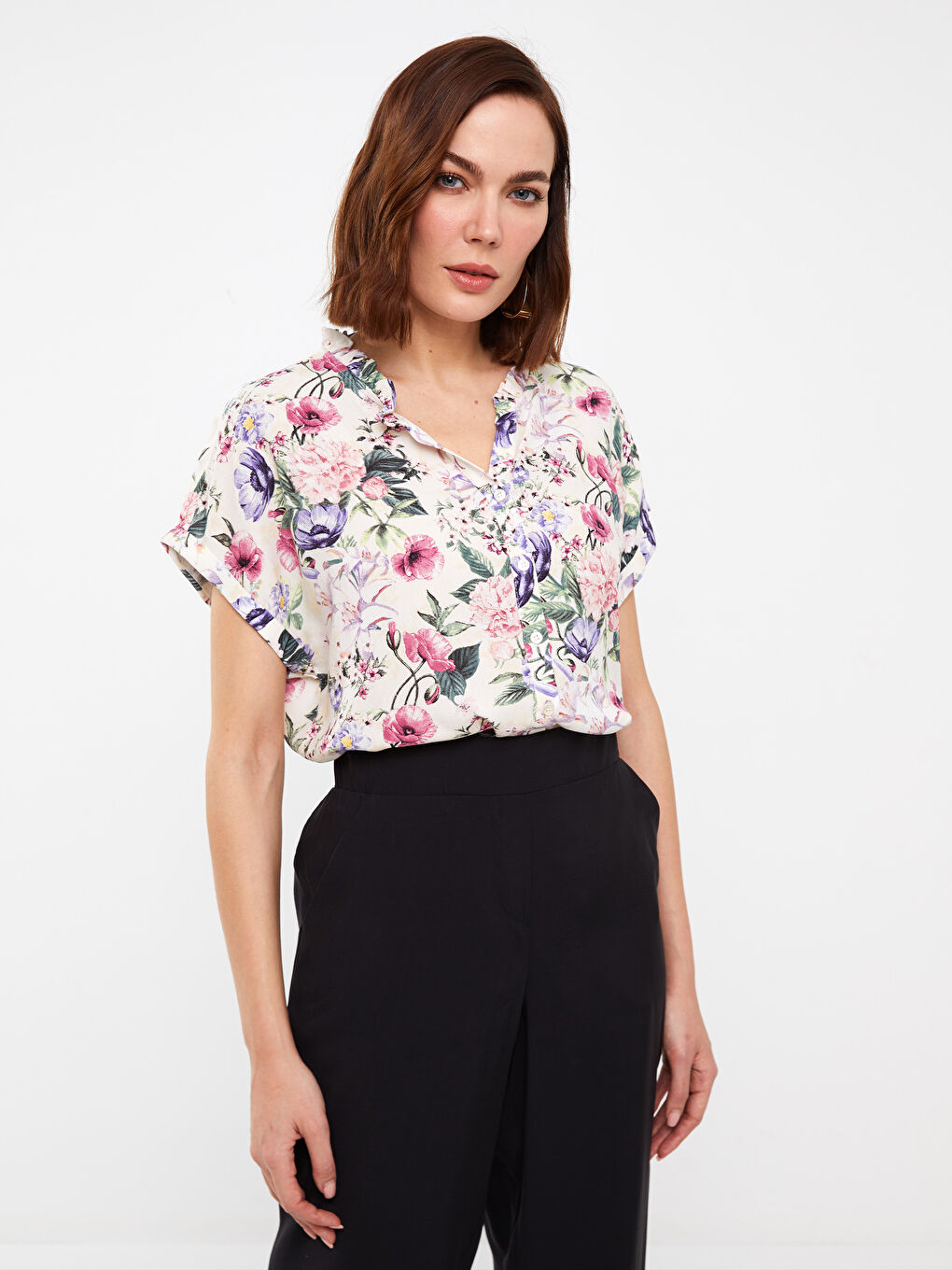 Женская рубашка с круглым вырезом, цветочным принтом и коротким рукавом-2
