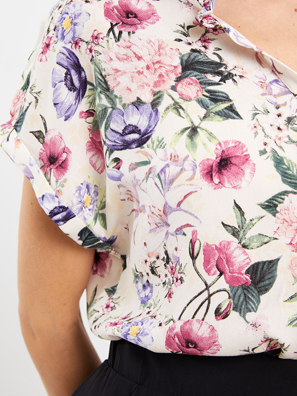 Женская рубашка с круглым вырезом, цветочным принтом и коротким рукавом-6
