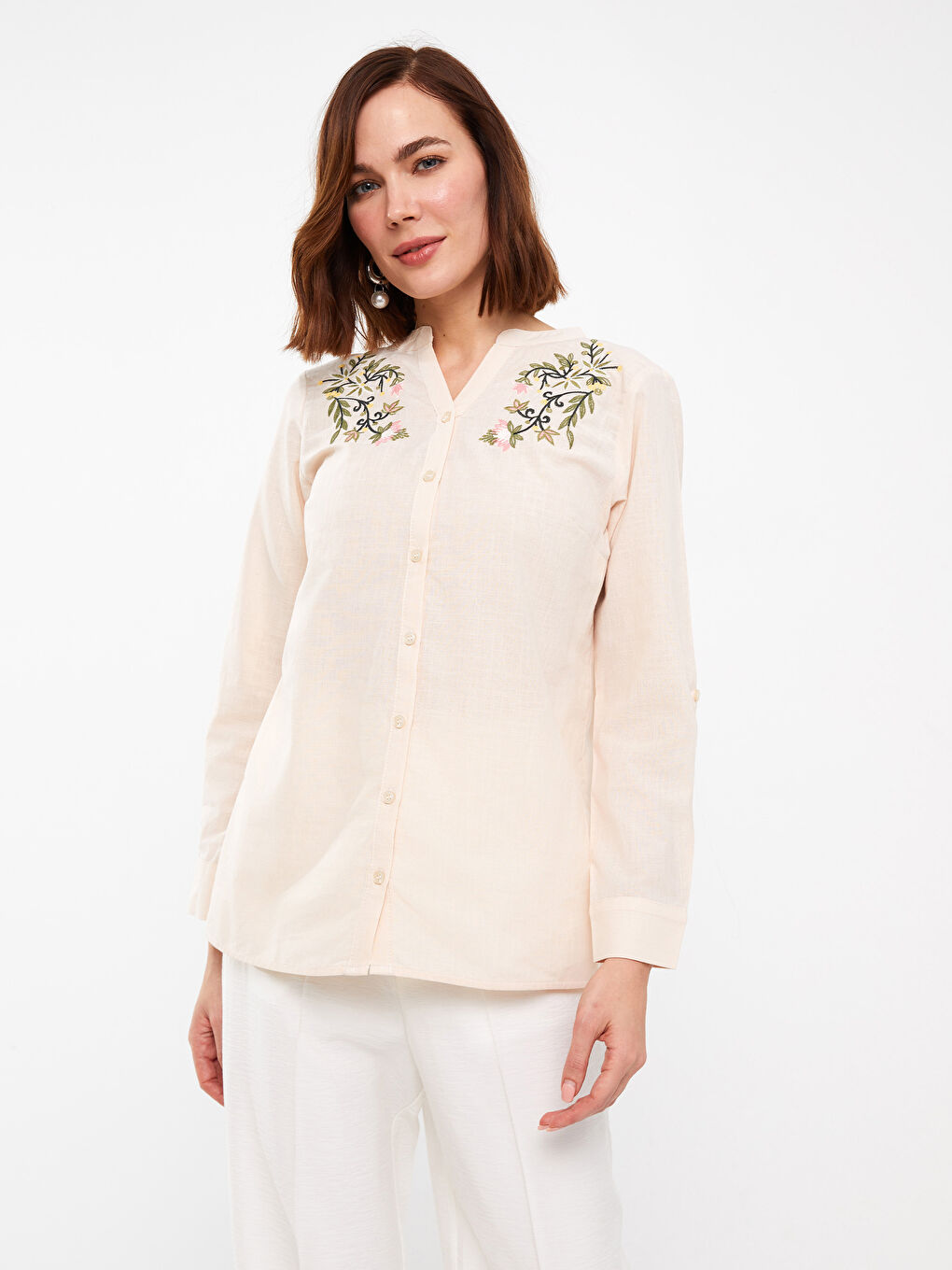 Ekru Kaçık Yaka Nakışlı Uzun Kollu Kadın Gömlek-1