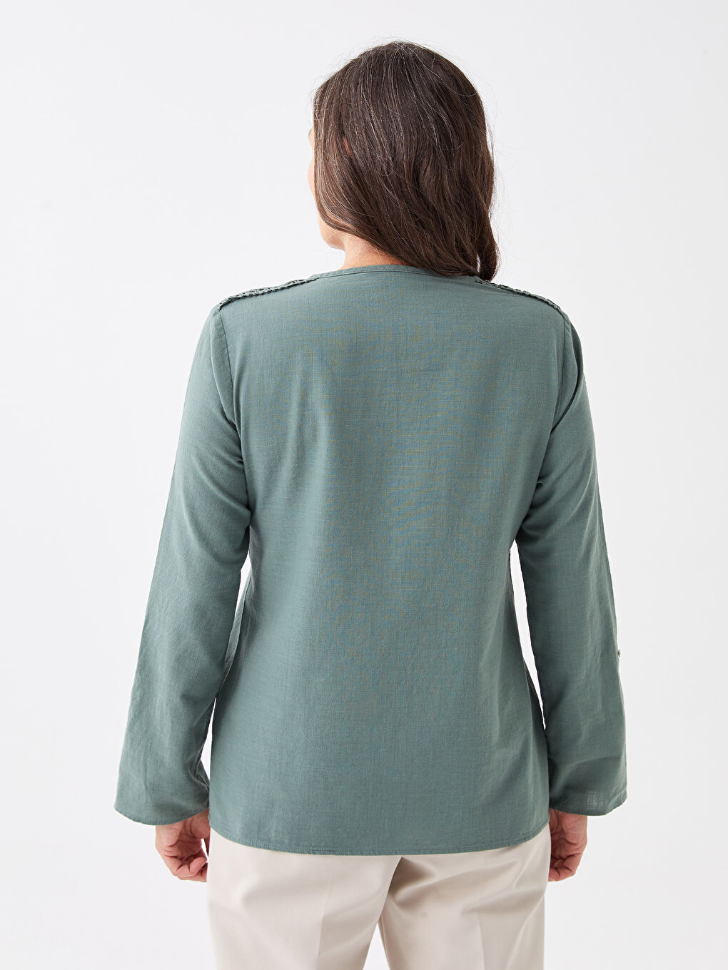 Haki Kaçık Yaka Dantel Detaylı Uzun Kollu Kadın Bluz-4