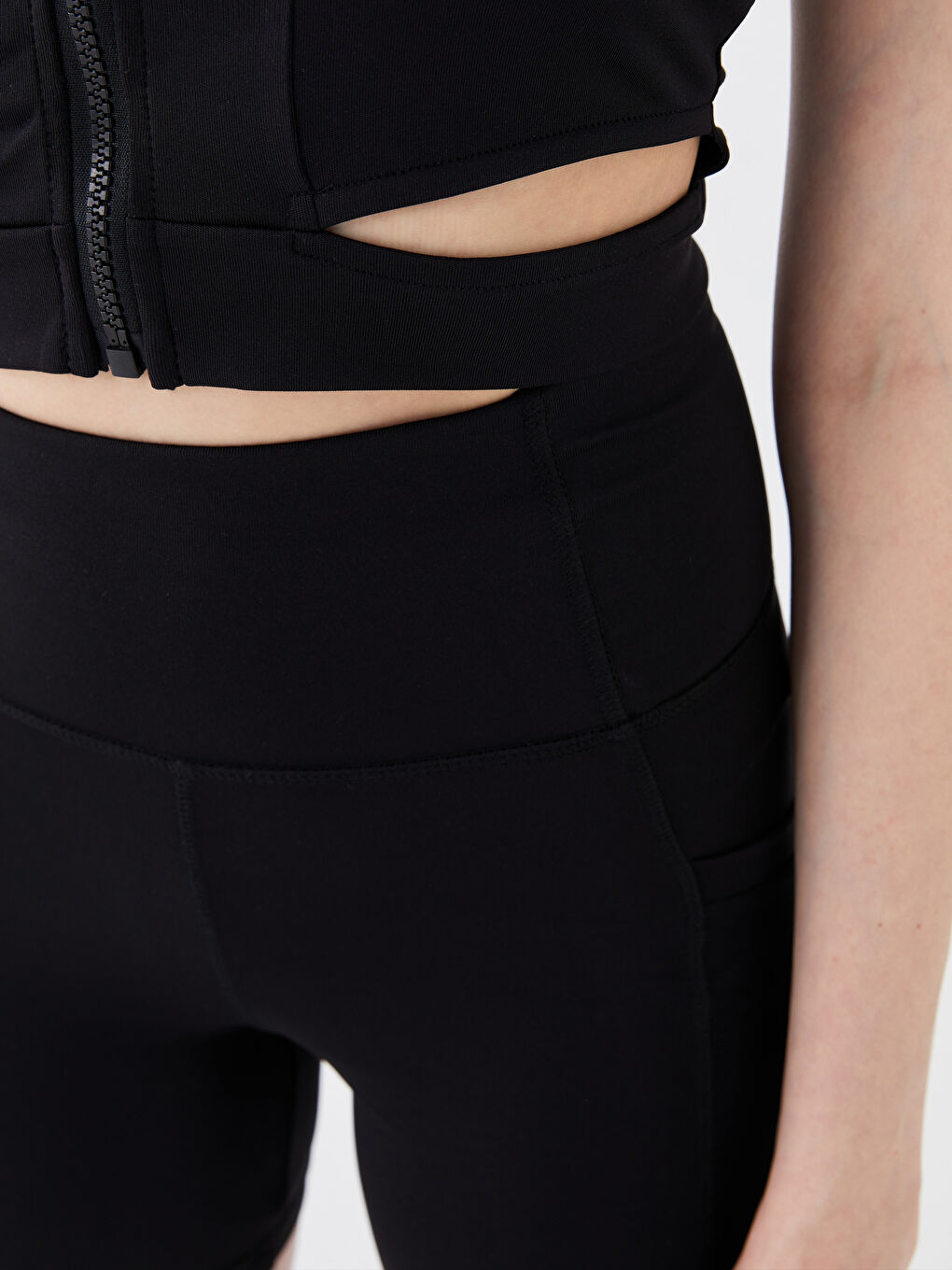 Siyah Kadın Dik Yaka Düz Crop-4