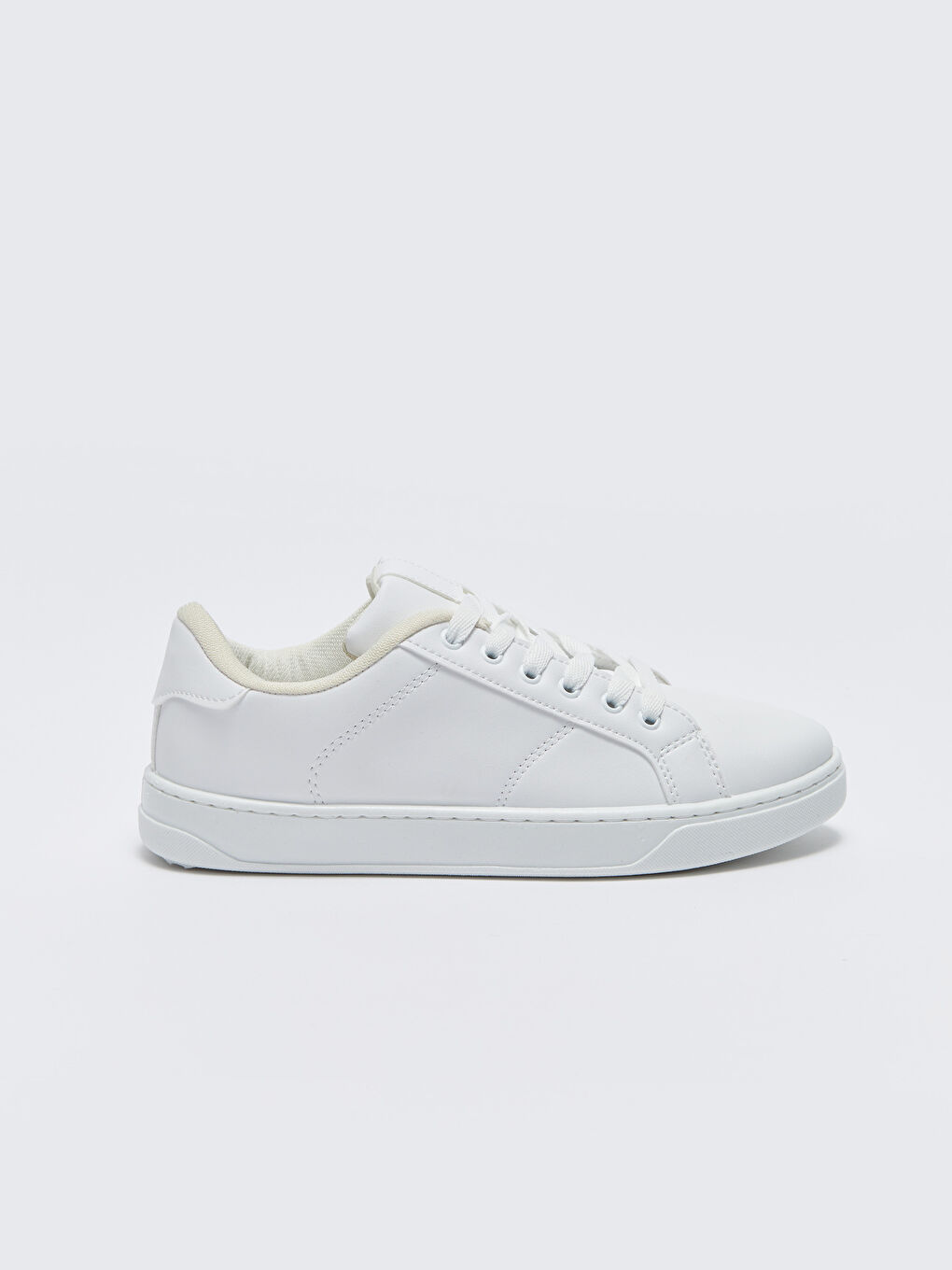 Beyaz Bağcıklı Kadın Spor Ayakkabı-1