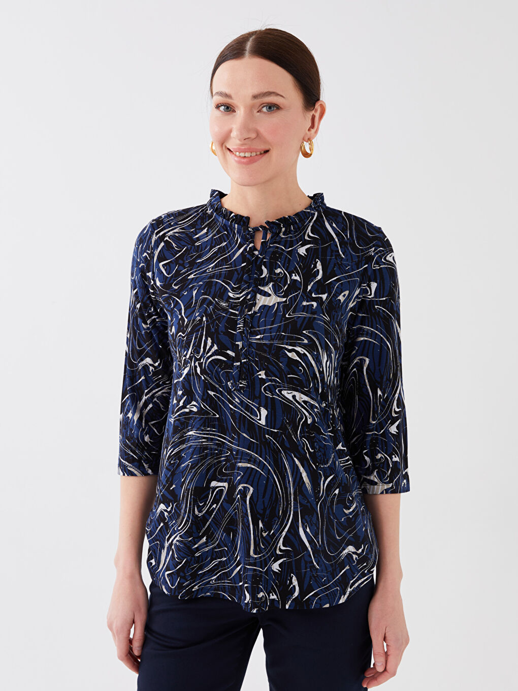 Karışık Bağlamalı Yaka Desenli Kadın Bluz-1