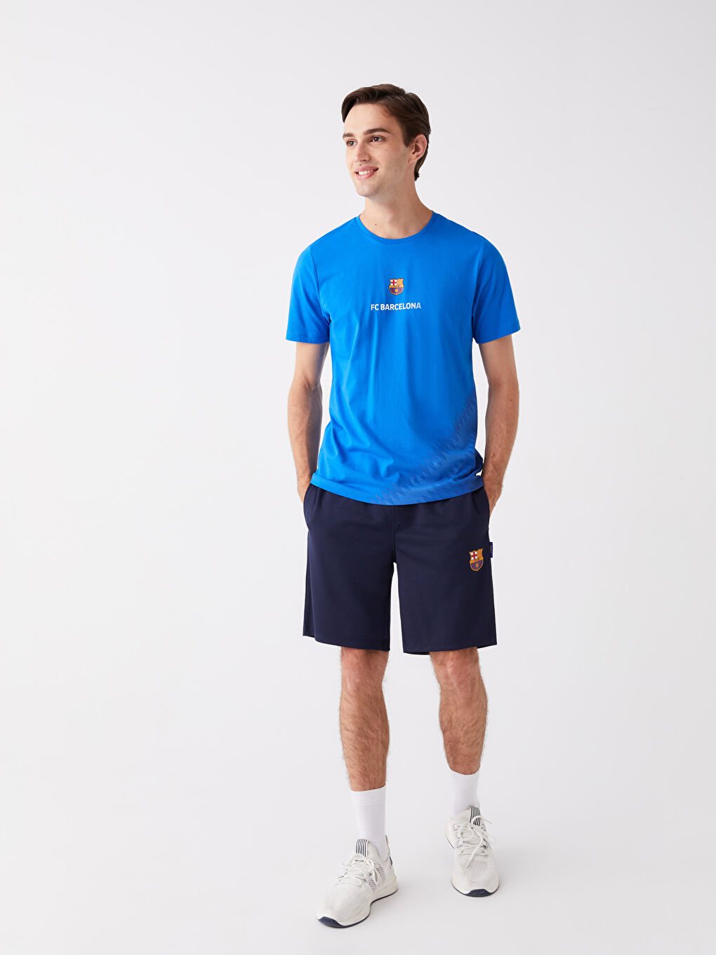 Футболка с круглым вырезом и коротким рукавом с принтом Барселона для мужчин-2