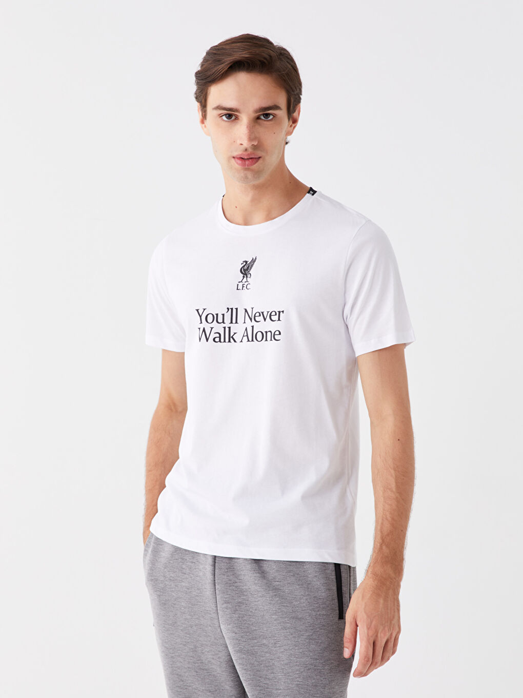 Beyaz Bisiklet Yaka Kısa Kollu Liverpool Baskılı Erkek Taraftar Tişört-1