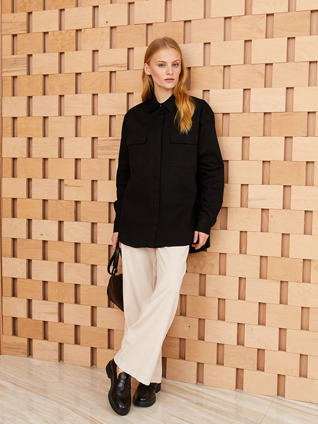 Siyah Düz Uzun Kollu Gabardin Kadın Gömlek Tunik-2