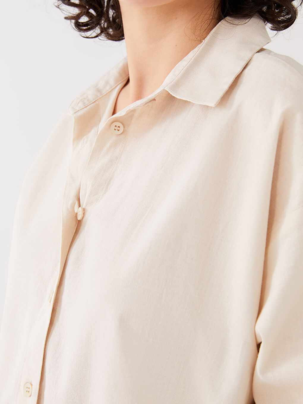 Bej Düz Uzun Kollu Kadın Gömlek-3
