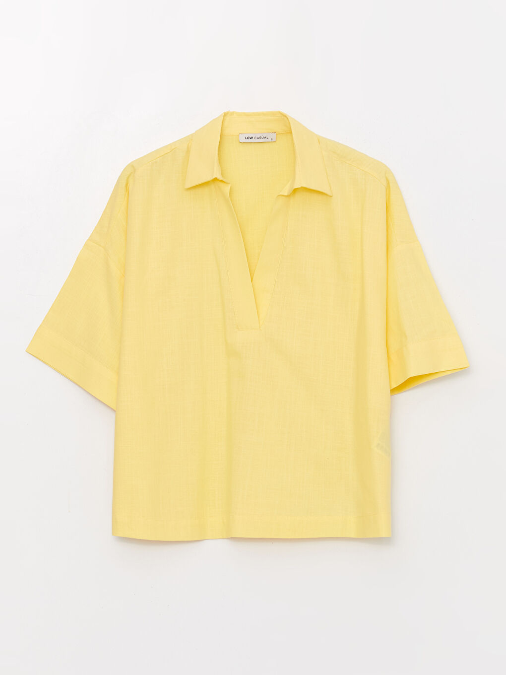 بلوزة أوفراسايز سادة بياقة قميص وكم قصير للسيدات-5