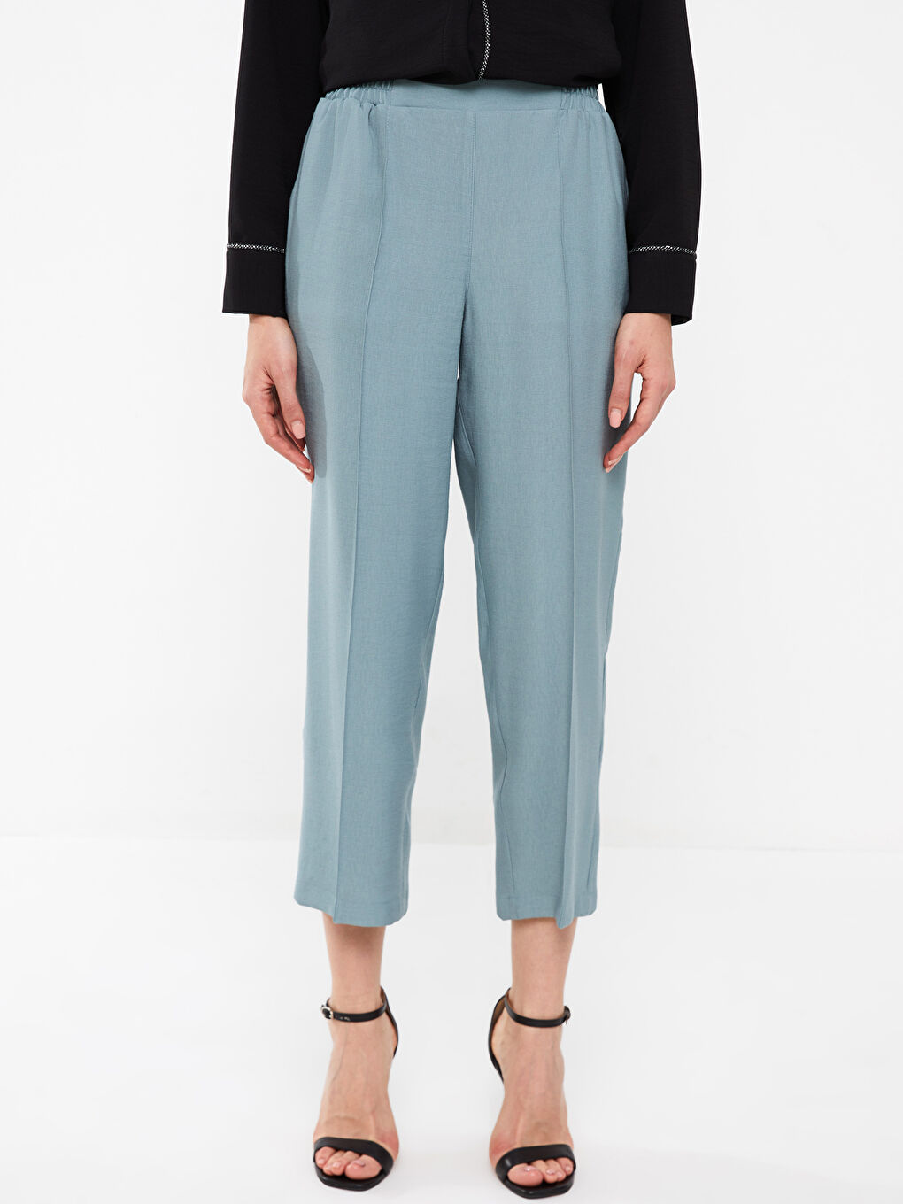 Yeşil Beli Lastikli Rahat Kalıp Kadın Pantolon-3