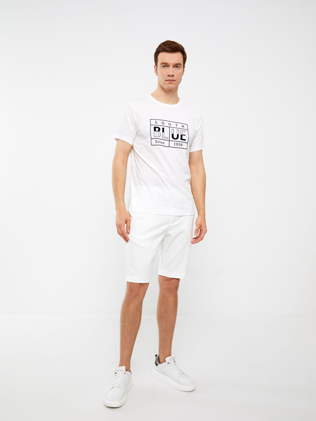 Beyaz Bisiklet Yaka Kısa Kollu Baskılı Penye Erkek Tişört-1