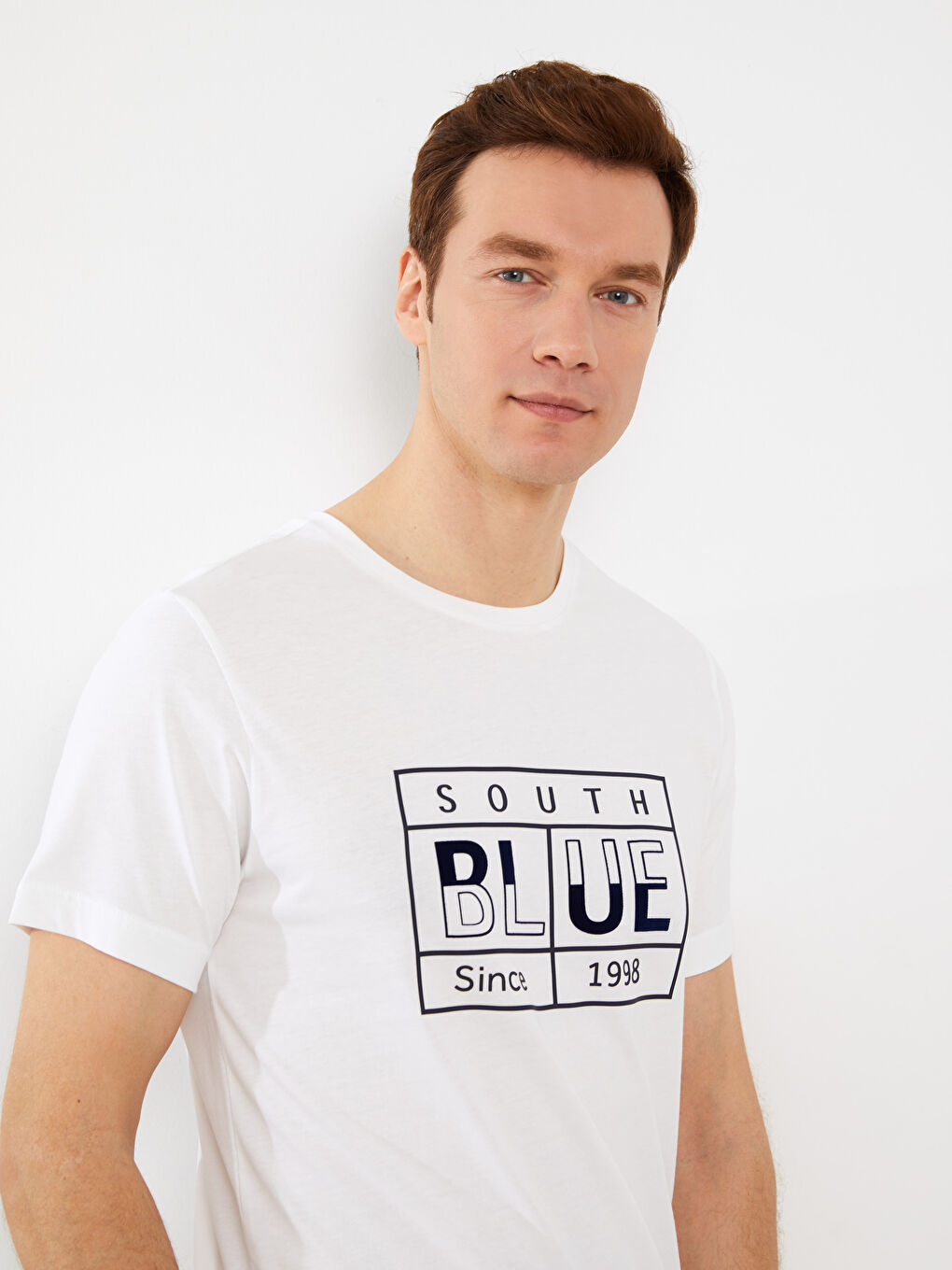 Beyaz Bisiklet Yaka Kısa Kollu Baskılı Penye Erkek Tişört-2