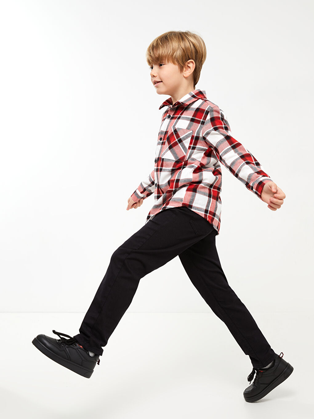 Siyah Beli Ayarlanabilir Lastikli Erkek Çocuk Pantolon-1