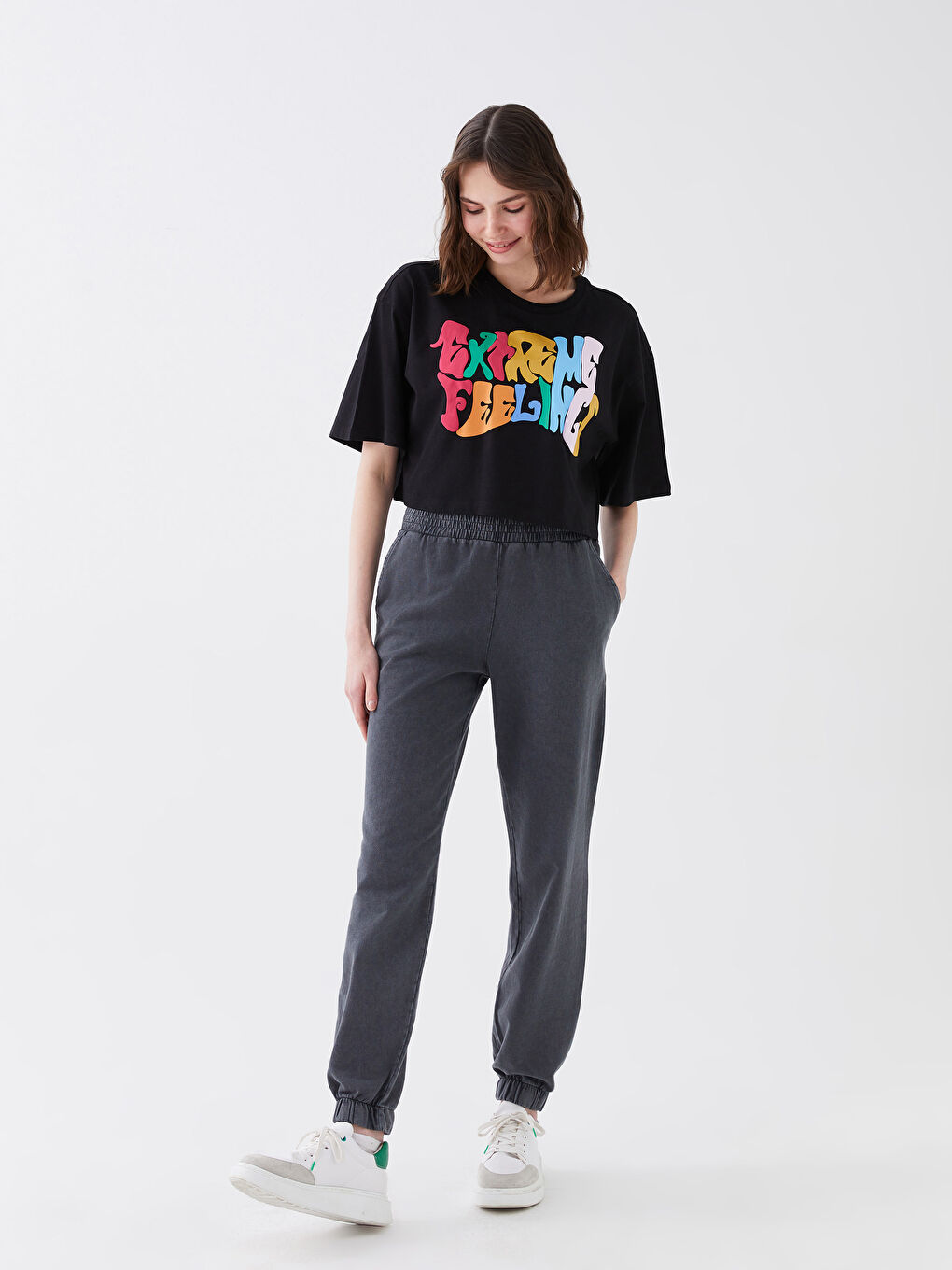 Haut Court Imprimé à Manches Courtes pour Femmes avec Col Rond-2